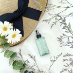 @utukcia 様の【ハーバルリーフ ヘアオイル クリアサボン】をお試しさせていただきました😌2021年6月16日発売3,000本限定の初夏にふさわしい爽やかなフレッシュなクリア&hellip;のInstagram画像