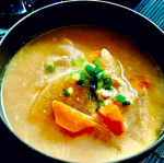 液体味噌は簡単にお味噌汁が作れて便利でした。#鮮度みそ #マルサンアイ #marusanai #純正こうじ #液状みそ #時短調味料 #鮮度ボトル #鮮度のこうじみそ #monipla #ma&hellip;のInstagram画像