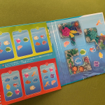 SMRT GAMES マグネットパズルゲーム初めは難しいかな？と思ったけど幼稚園児の娘が夢中になって遊んでます✨絵本くらいの大きさで持ち運びも簡単なのが良いですね🙆&zwj;♀️💕48問も&hellip;のInstagram画像