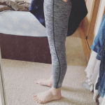 ルームウェアのスカートの下にも履いてます。気圧感が強く感じないので、履き続けても苦痛じゃないのが良き🙆&zwj;♀️これで時々ウォーキングもしてます。#スリムウォーク #SLIMWALK #リ&hellip;のInstagram画像