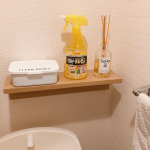 *リンレイさんのウルトラレモンクリーナー🍋.トイレ周りやお風呂、キッチンなど家中に使えるみたいです。早速トイレ周りの掃除で使ってみたところレモンの爽やかな香りに癒されました☺︎驚い&hellip;のInstagram画像