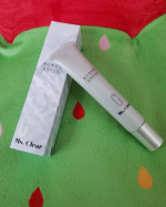 健康コーポレーションさんのMs. Clear美白美容液😊！Ms. Clear美白美容液は独自の処方で不均一な肌印象を埋めスキの無い澄み肌にしてくれちゃう🎵専用のヘッドアプリケータ付きなの&hellip;のInstagram画像