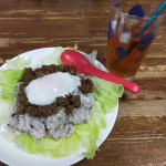 モニプラ様企画でタイガー様よりプレミアムルイボスティーをいただきました✨夏なのでアイスで飲みましたが、スッキリ飲みやすく、カレーなども濃い味のものにぴったりでした！！1パックで1Lとた&hellip;のInstagram画像