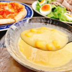 野菜不足解消ランチ🍽暑い日のお昼は、お野菜たっぷり冷静スープで栄養チャージ✨野菜をMOTTO 冷たいスープ@monmarche_official 北海道産「とよしろじゃがい&hellip;のInstagram画像