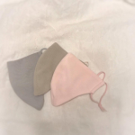 色々使ってみたけど、いまお気に入りのマスクはこちら🍒さらっとしてて、ジメジメする今の季節でも使いやすい😘女性の美しさを引き出す特許申請中のデザインなんだって♪弓なりにカーブするよう&hellip;のInstagram画像