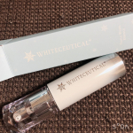 ホワイトシューティカル＋トリプルホワイトエッセンス❄️️30代も半ばに突入するとね、ほんんんんっとに気になるところ出てくる。。。泣からこの美白美容液に頼る♡固めのクリームだから、気になると&hellip;のInstagram画像