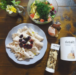 20210628Healthy dinner with @rivsalt_jp ・梅雨の日のあっさりディナー◾️冷しゃぶアメリカンチェリーぞえ◾️自家栽培ディルたっぷりのフルーツサ&hellip;のInstagram画像