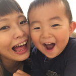 ✩*.ﾟけんぞーとスリスリ♡(◍&acute;ꇴ`◍).最近の時短ファンデは@umikara_aishitoto さんの『UMIKARAエアレスコンパクトミネラルファンデーション』꙳★*ﾟなん&hellip;のInstagram画像