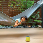 新居のウッドデッキにメキシカンハンモックを付けたよ〜🌿⁡ジャンボサイズだから、　家族皆んなでも乗れちゃうよ✨⁡金具を壁に取り付けたので使う時だけ掛ければOK🙆&zwj;♀️⁡&hellip;のInstagram画像