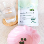最近飲んでる優秀なサプリメントを紹介⤵︎ ⤵︎ハワイアンスピルリナ＆醗酵クロレラ飲み始めて2週間経ちましたが、最近朝の目覚めがめちゃめちゃ良くなりました😳朝に身体がスッキリしていると、&hellip;のInstagram画像