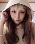 ニッセンの７分袖ゆったりスウェットパーカー✨季節の変わり目に取り入れやすい、やや薄手のミニ裏毛７分袖パーカーで今の時期にぴったり❗️カラーは7色ありますが、ベージュをチョイス💕&hellip;のInstagram画像