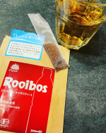 風邪をひいてしまいました。こんな時は、オーガニックのルイボスティーにハチミツと生姜を少し入れて飲んでいます。#タイガールイボスティー #ルイボスティー #プレミアムルイボスティー #オーガ&hellip;のInstagram画像
