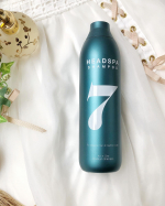 ..ヘッドスパセブンシャンプー7秒で実感頭皮のためのシャンプー韓国で大人気商品ボトルの上の部分を押すと開閉される仕様なめらかなテクスチャほんのりベージュ&hellip;のInstagram画像