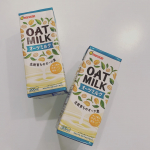 オーツミルク200mlオーツ麦からできた植物性ミルクです。オーツミルクは砂糖や甘味料不使用で、オーツ麦を糖化させたことによる麦由来のやさしい甘さがあります。 マルサンさんのオーツミルクは、北欧&hellip;のInstagram画像