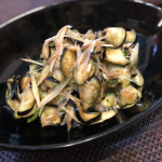 こんぶ茶は旨味があって美味しいしミネラル分も豊富だから夏こそ飲みたいお茶です。玉露園の減塩こんぶ茶はあったかいのはもちろん、冷水で作っても美味しいんですよ。その減塩こんぶ茶を使って一品&hellip;のInstagram画像