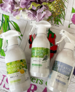 あまりにもお気に入りすぎてシリーズで揃えて使っていますこんなに可愛い殺虫剤殺虫剤には見えないお洒落なボトルなのもお気に入り『SHE&YOU殺虫ミスト』天然由来成分で害虫をやさし&hellip;のInstagram画像