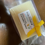 【レポ】アンティアンの人気No,1無添加手作り洗顔石鹸「ラベンダーハニー」ラベンダーの香りがとってもいい匂いで癒されます💕泡立てる必要は無いようですが、いつもの癖で泡立ててしまいました&hellip;のInstagram画像