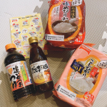 簡単炊き込みご飯とパスタサラダ〜💕炊飯器にお米と水を入れて、好みの具材を入れたら味付けは『ミツカンの追いがつおつゆ』のみ😆✨✨✨✨✨めちゃくちゃ簡単に美味しい炊き込みご飯が出来ちゃいま&hellip;のInstagram画像