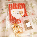 .丸三食品株式会社さんの「博多のだし屋のおすいもの」.まるでティーバッグみたいな「おだし」なんです。賞味期限は1年。.原材料は、【ティーバッグだし】食塩、だし原料｛&hellip;のInstagram画像