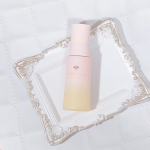 ⁡⁡山田養蜂場様よりハニーラボ 発酵蜜エッセンスを頂き、使わせ頂きました✧︎⁡⁡洗顔後すぐに使う先行美容液で水っぽいジェルのような質感です伸びがよく肌になじませやす&hellip;のInstagram画像