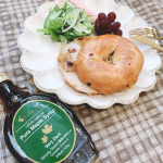 ・★&middot;.&middot;&acute;&macr;`&middot;.&middot;★ 𝕘𝕠𝕦𝕣𝕞𝕖𝕥 ★&middot;.&middot;`&macr;&acute;&middot;.&middot;★・本場カナダ・ケベック州より直輸入しているロイヤルユキの「メープルシロップ」🍁・100%天然の甘味料なので、お砂糖代&hellip;のInstagram画像