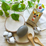 ペリカン石鹸のDot Washyが⁡パワーアップしたんだって✨⁡⁡⁡毛穴に悩む方って多いと思うんですが⁡この石鹸は⁡いちご鼻で悩んでる方向けの洗顔石鹸。⁡⁡⁡泥とオ&hellip;のInstagram画像