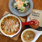 nakato さんに 麻布十番シリーズ Chef's Sauce (シェフズソース) をいただきました🍳まずは、カスレ。耐熱皿にソース（本品）を入れソーセージをのせて、トースターで焼くだけ&hellip;のInstagram画像