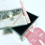 ♔..❄️オリプチ＋（ふたえ用フィルム）♡𝑃𝑟𝑖𝑐𝑒 𝟷𝟹𝟸𝟶𝑦𝑒𝑛𝐺𝑅株式会社𝟸𝟶𝟸𝟷.𝟾.𝟷𝟼にリニューアル💗塗って乾かすだけまぶたをくっつけない非接着タイプのふたえ用フィルム👀&hellip;のInstagram画像