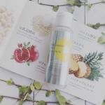 今日はパイナップル豆乳ローションプレミアムをお試ししました。✨使用感サラッとした水の様なテクスチャーで使用感がとても好きです。サラサラのすべすべです😍香りは薬草の様な香りが&hellip;のInstagram画像