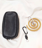 ･･こんばんは🌙😃❗キャンプに欠かせない虫除けグッズセリアでツヨシさんカラビナ売ってたから買ってきました👌🎵#通称つよぽんカラビナ@visiw244磁石つき&hellip;のInstagram画像