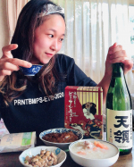 My fun time after my son went to bed💤Natto and sake are delicious🤣🤣🤣Beef stew and bowser are als&hellip;のInstagram画像