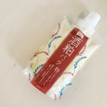 ..ドキドキの酒粕パック😍これ酒粕をそのまま肌に塗ってる感じで面白い🎶パックの放置時間にトリートメントとかマッサージしてリラックス😌✨５分〜10分放置して洗い流すとツルツルふっくら&hellip;のInstagram画像