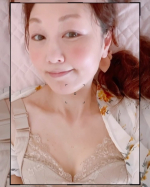 .♡@eleairynight_official いつもながらお見苦しい姿で申し訳ございません🙏💦この度は、『株式会社イッテイ』様の企画で、おうち時間を楽しく過ごして欲しい&hellip;のInstagram画像