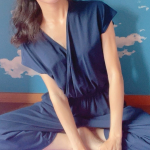 お休みの日はルームウエアで、YouTube見ながらおうちヨガ☆3枚目はエリアリーナイトブラをしてます。レースたっぷりで可愛いデザイン♡肩紐の長さが調節できるから正しい位置に調節でき&hellip;のInstagram画像