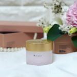 @sato_yakuhin_official 様の【AQMOISTURISER(アクモイスチャライザー)】をしばらく使用してみましたのでレポーせていただきます😌＼潤いというベールをまと&hellip;のInstagram画像