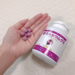 🌸カルシウムグミFeを食べた感想🌸**お菓子のような感覚食べられるこのサプリメントグミ✨ファンタのグレープ味に近いかな❓1日6粒で1日に必要なカルシウム・マグネシウム・ビタミンD・亜鉛・鉄&hellip;のInstagram画像