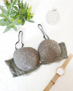 とても軽い着け心地なのに、きれいなバストメイクを叶えるすっぴんメイクブラシリーズより、新作ノンワイヤーブラをモニターさせてもらったよ♪産後って胸が萎んで垂れる( &acute;;ﾟ;&forall;;ﾟ;)ほん&hellip;のInstagram画像