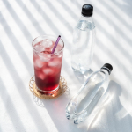 〓@lohaco.jp LOHACO限定【LOHACO Water スパークリング】天然水仕立ての強炭酸水。500mlが1箱に15本入っています。..うちは炭酸は強炭酸&hellip;のInstagram画像