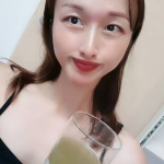 ...Re:fata（リファータ）さんの『フルーツと野菜のおいしい青汁』を継続して飲んでいます😊今話題のアフリカマンゴノキ抽出成分配合されている青汁です。アフリカマンゴノキ&hellip;のInstagram画像