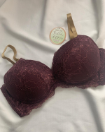 tutuanna すっぴんメイクブラシリーズアンナ 素敵なブラお試しさせていただきました🙏ワクチン2回目の副反応で遅くなりました😵&zwj;💫レースが綺麗🥰ボルドーが秋っぽくて今の季節にぴ&hellip;のInstagram画像