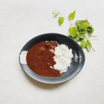 今週は休日がたくさんですね🍵子供達も「保育園またお休み？やったー‼︎」と喜んでます🍀とはいえ&hellip;私は、暦通りのお休みではない職場(^◇^;)祝日の今日も、土曜も出勤予定です&hellip;😂😂&hellip;のInstagram画像