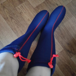 「重炭酸足湯ブーツ」..家事や育児の間でも足湯ができるブーツです。.#帝王切開 でしばらくお風呂に入れないので、気軽に足湯ができるこちらのブーツを試してみました。.使い方は&hellip;のInstagram画像