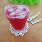 今朝の一杯は、ぶどう酢とハイ・ゲンキＣの炭酸水割り&hearts;夏の紫外線をいっぱい浴びたお肌とコロナ禍のストレスでビタミン不足。アセロラとレモンの植物由来の天然ビタミンＣを補給しています。その&hellip;のInstagram画像