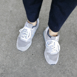 「SURARI-UPINSOLE SUNATORE」の画像（1枚目）