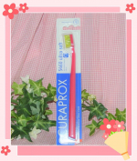 スイスのプレミアム歯ブラシを使ってみました💕超極細毛と圧倒的な植毛本数により、歯茎を傷めることなく歯間に深く入り込んでくれるという優れもの✨磨き心地も良いし見た目が可愛いのも嬉しい🎵&hellip;のInstagram画像