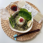 ＼ 𝚕𝚞𝚗𝚌𝚑 ／⁡⁡⁡今日のおひとりさまランチ🍽 は、スーパーフードモリンガ🌿を練り込んだモリンガ平うどんそばでさっぱり梅おろしそばを作りました！⁡⁡こちら天&hellip;のInstagram画像