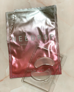 目元のしわ、たるみ何とかしたい。出来れば簡単に😂ってワガママすぎな私の願いは叶えられるのか！？NISSHA株式会社さんの【NEEDROP】シート状美容液❤️ただのシート&hellip;のInstagram画像