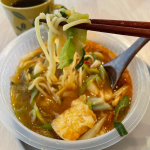 なべ屋キンレイ様より【夏休みお疲れ様】パパママの息抜きに夜は贅沢お一人様鍋「お水がいらない旨辛味噌鍋」のモニターをさせていただきました🤗味はピリ辛で辛いのが苦手な&hellip;のInstagram画像