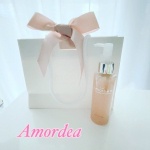 今日は以前から気になっていたアマルディアのアクアクレンジングををお試ししました✨✨オイルやリキッドではなくジェルだと洗浄成分の配合量が少なくて済むのでお肌に優しいそうです😆洗い流してしまう&hellip;のInstagram画像