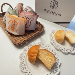 @hattendo_official 様からくりーむパンの詰め合わせを頂きました🐰🍞💞冷凍便で届いて一日かけて冷蔵で解凍して食べたんだけどパンがふわふわでクリームがたーっぷり☺️💕&hellip;のInstagram画像